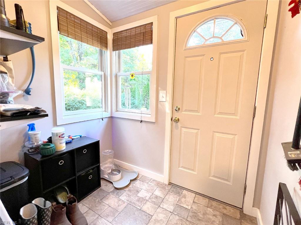 11 Dwight Road Newport News VA 23601