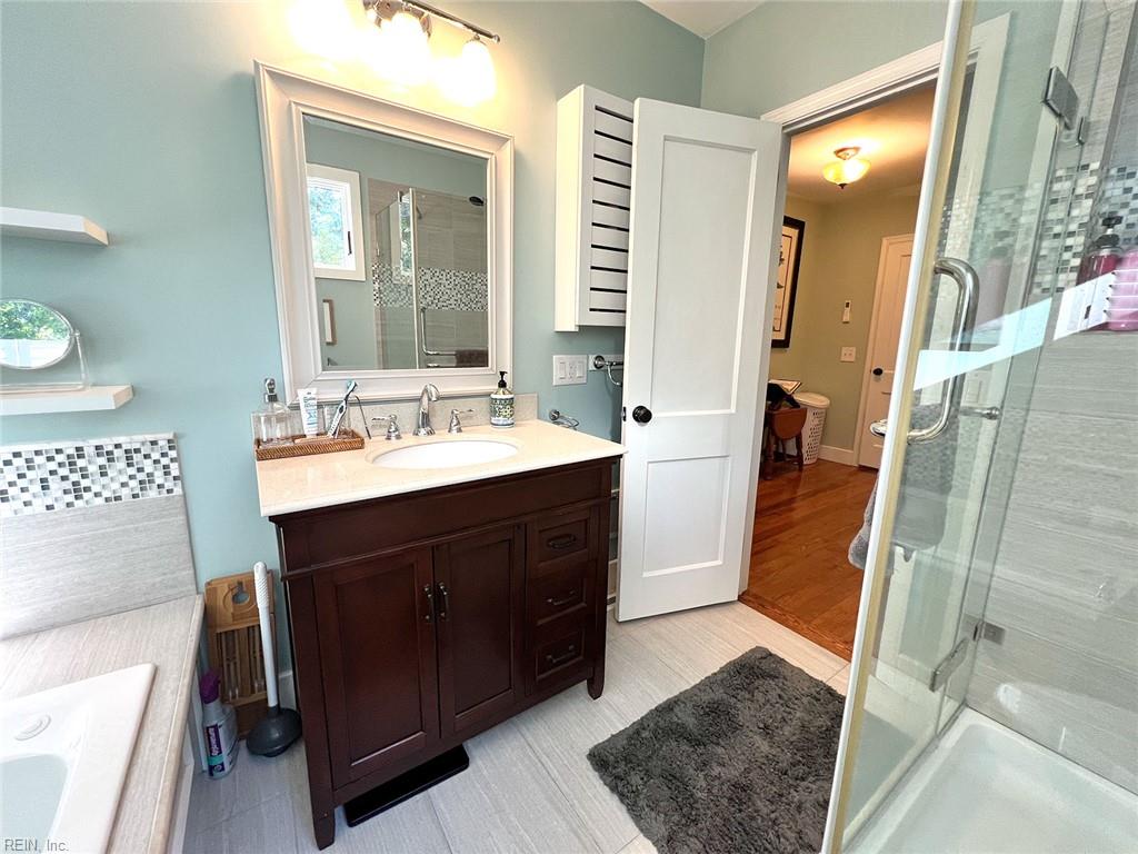 11 Dwight Road Newport News VA 23601