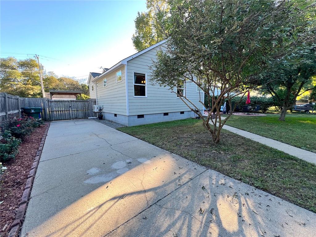 11 Dwight Road Newport News VA 23601