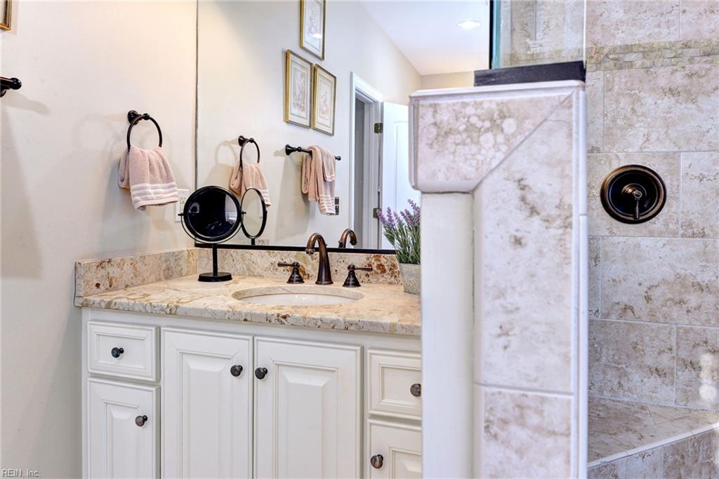 159 Nottinghamshire Williamsburg VA 23188