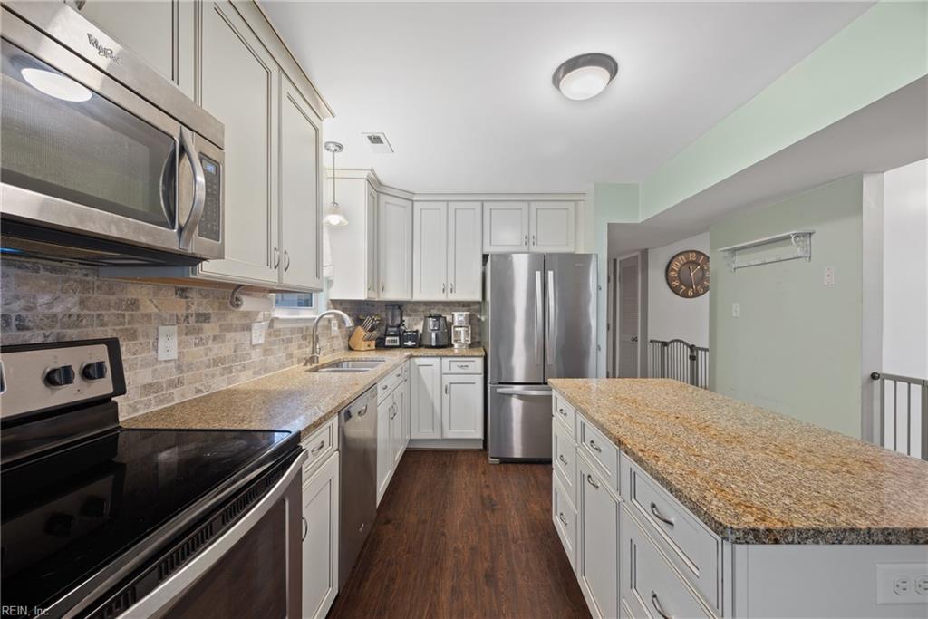 103 Nottingham Trail Newport News VA 23602