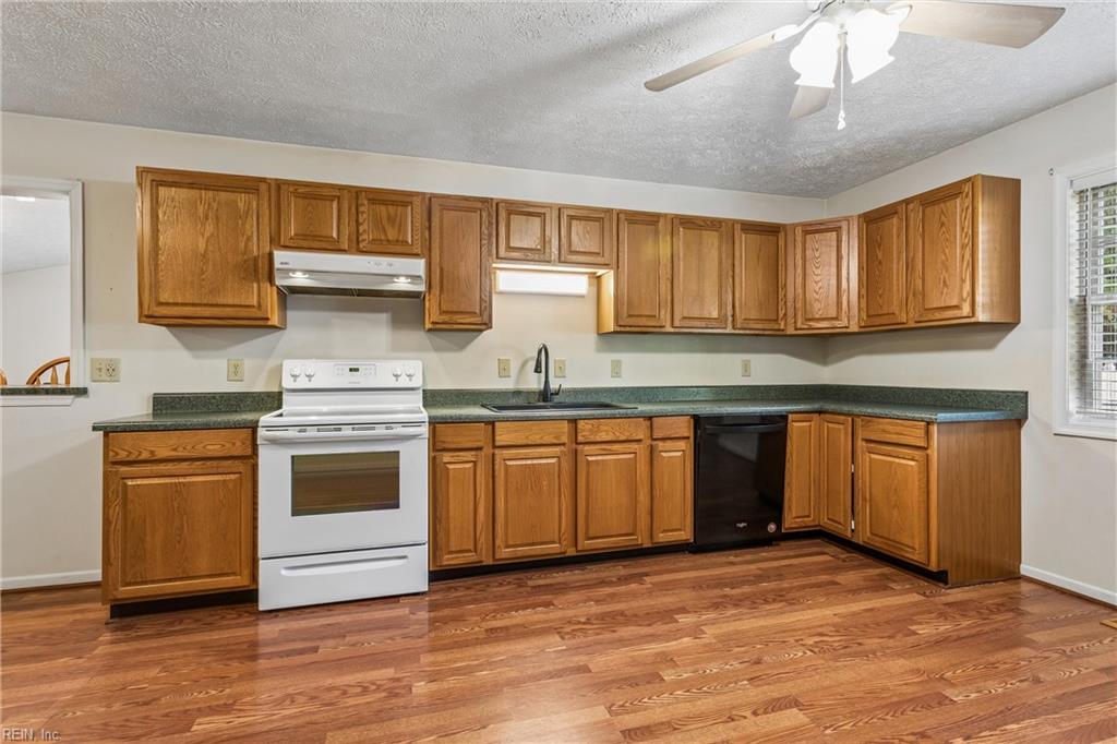 218 Terrebonne Road Yorktown VA 23692