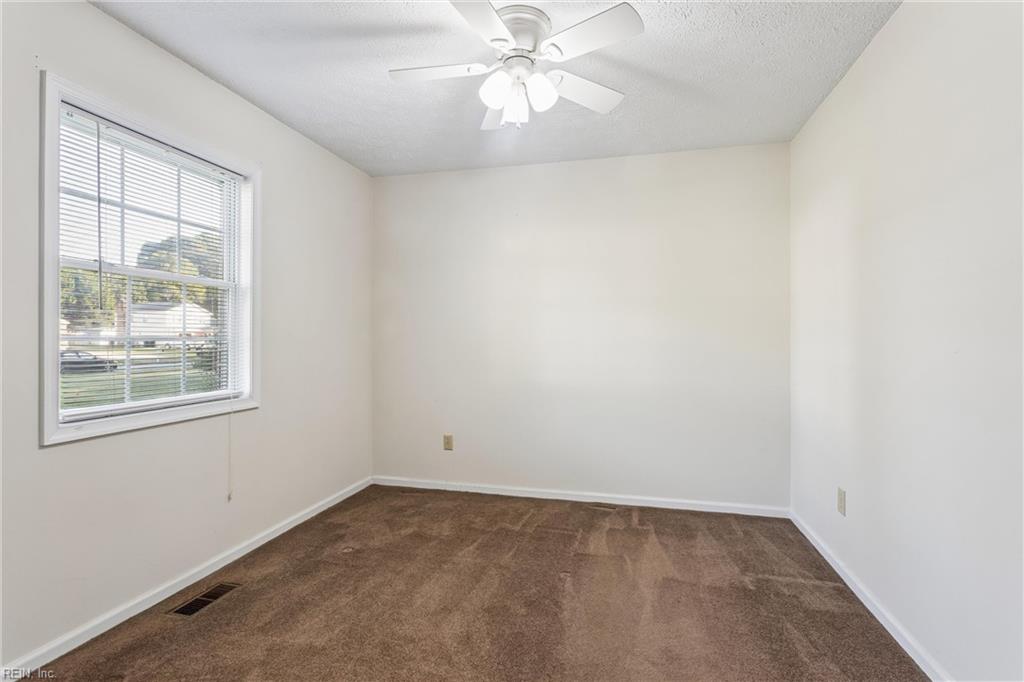218 Terrebonne Road Yorktown VA 23692