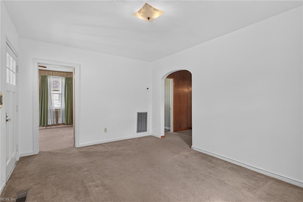 624 Briarfield Road Newport News VA 23605