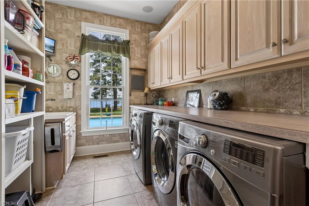 220 Olde Pond Lane Yorktown VA 23693