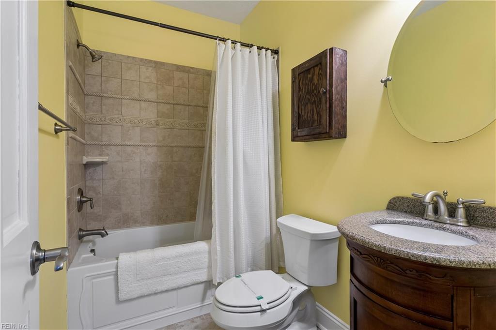 220 Olde Pond Lane Yorktown VA 23693