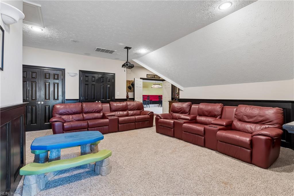 220 Olde Pond Lane Yorktown VA 23693