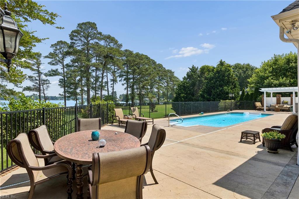 220 Olde Pond Lane Yorktown VA 23693