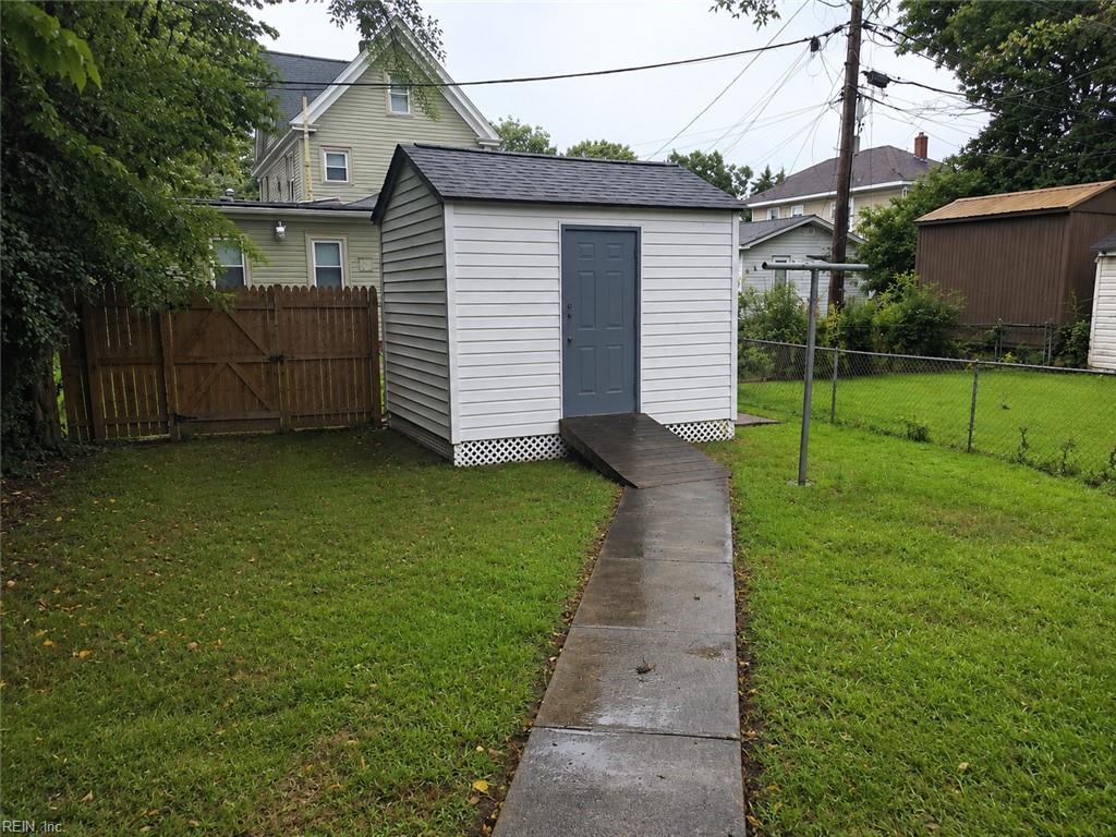 37 Sycamore Avenue Newport News VA 23605