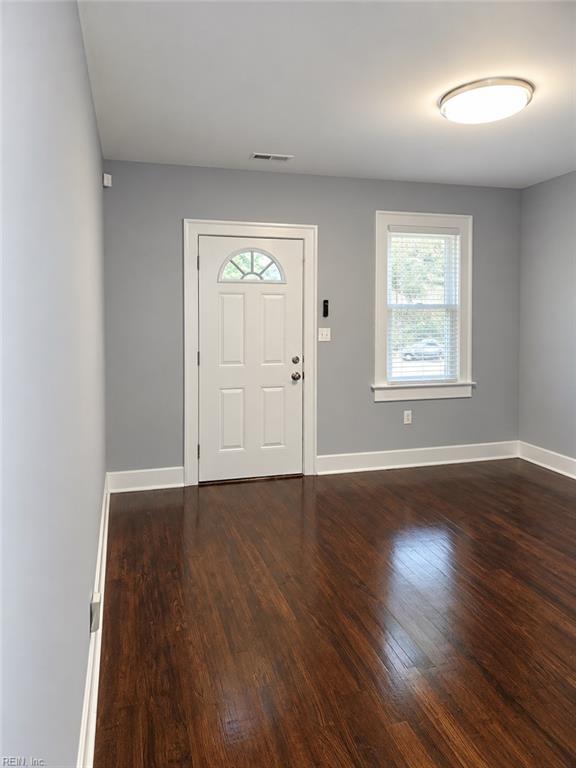 37 Sycamore Avenue Newport News VA 23605