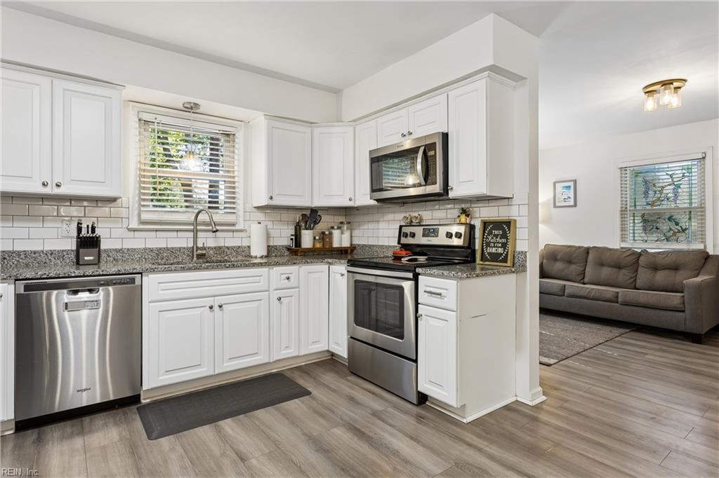 214 Pine Grove Road Newport News VA 23601