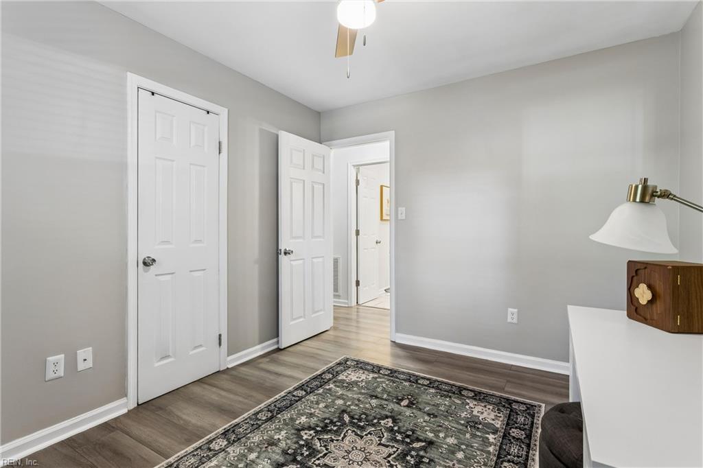 214 Pine Grove Road Newport News VA 23601