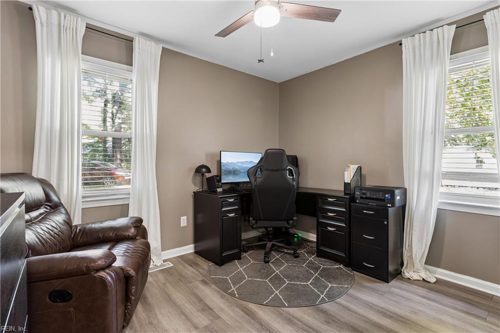 214 Pine Grove Road Newport News VA 23601