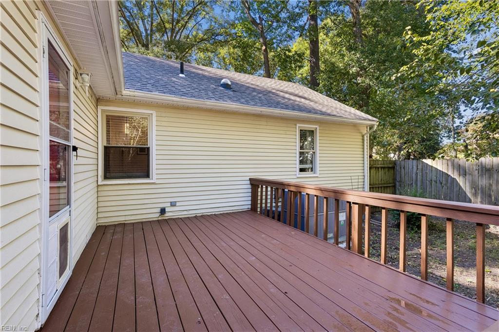 214 Pine Grove Road Newport News VA 23601