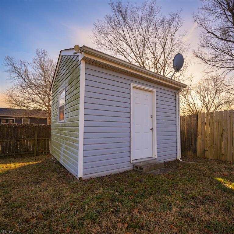 906 Harpersville Road Newport News VA 23601