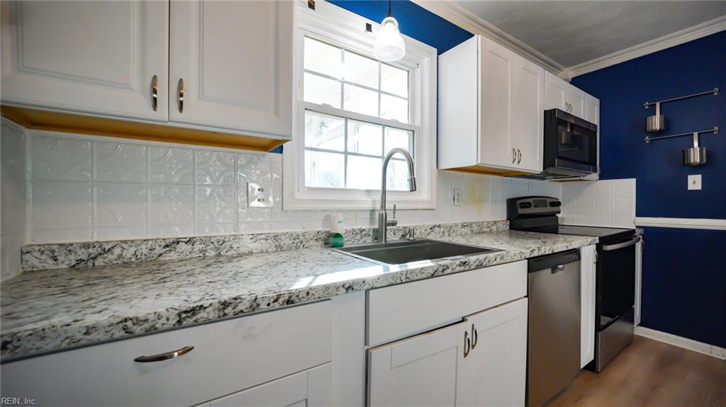 906 Harpersville Road Newport News VA 23601