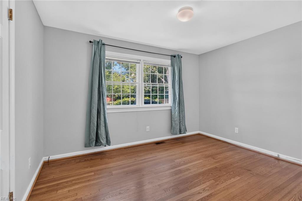 35 Shore Park Drive Newport News VA 23602