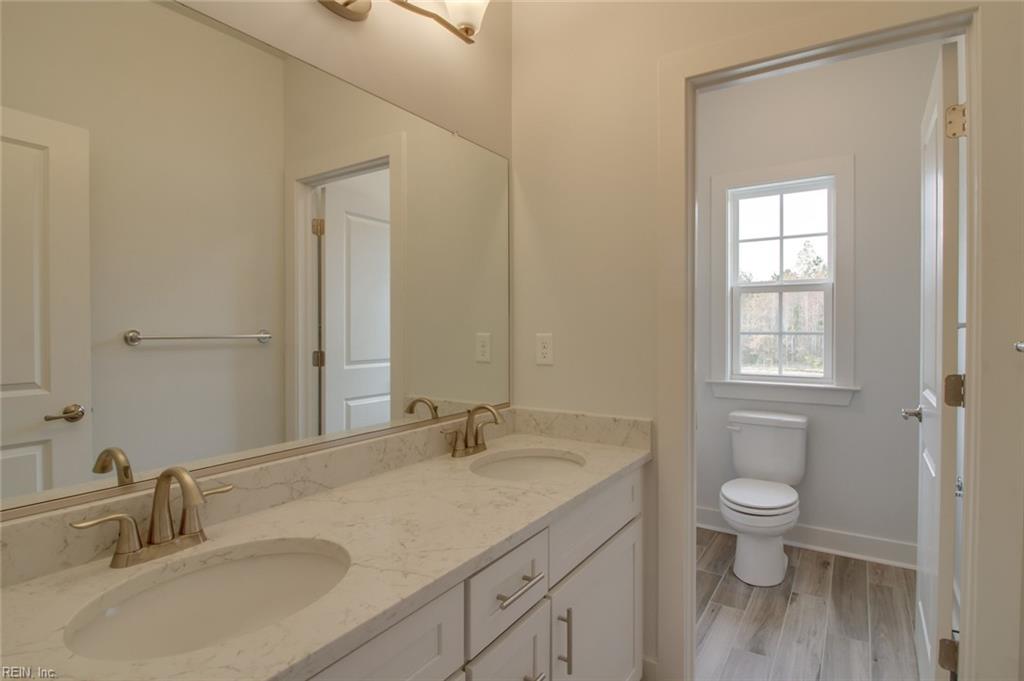 107 Bear Ridge Run Yorktown VA 23690