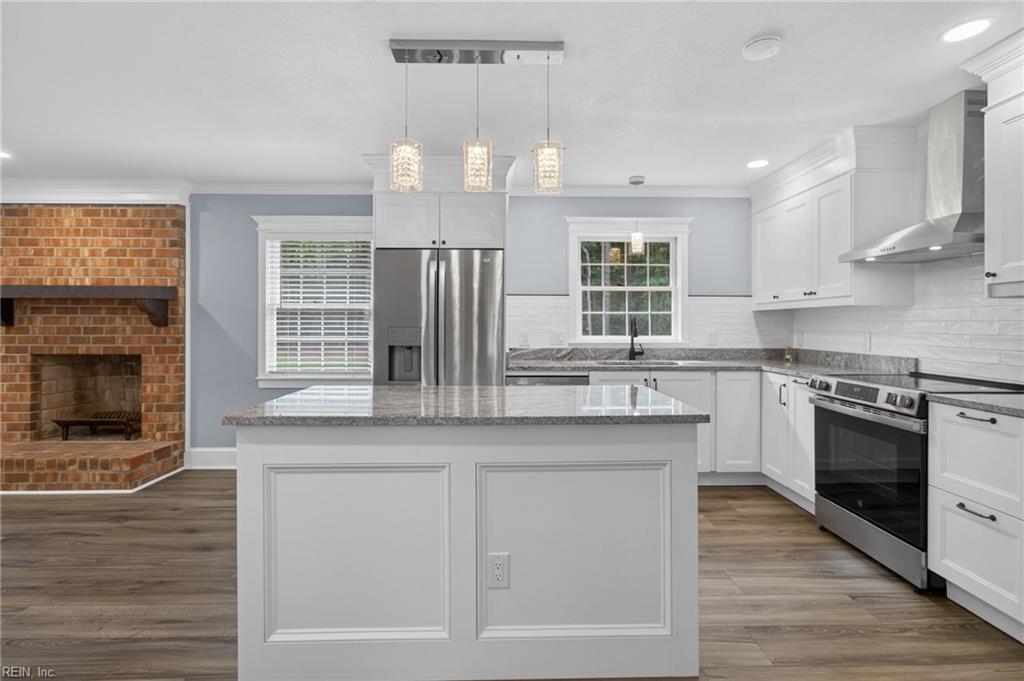 103 Poplar Point Rd Road Yorktown VA 23692
