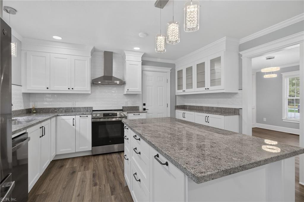 103 Poplar Point Rd Road Yorktown VA 23692