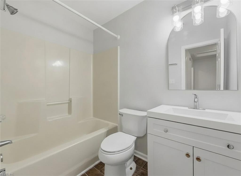 821 Lancaster Lane Newport News VA 23602