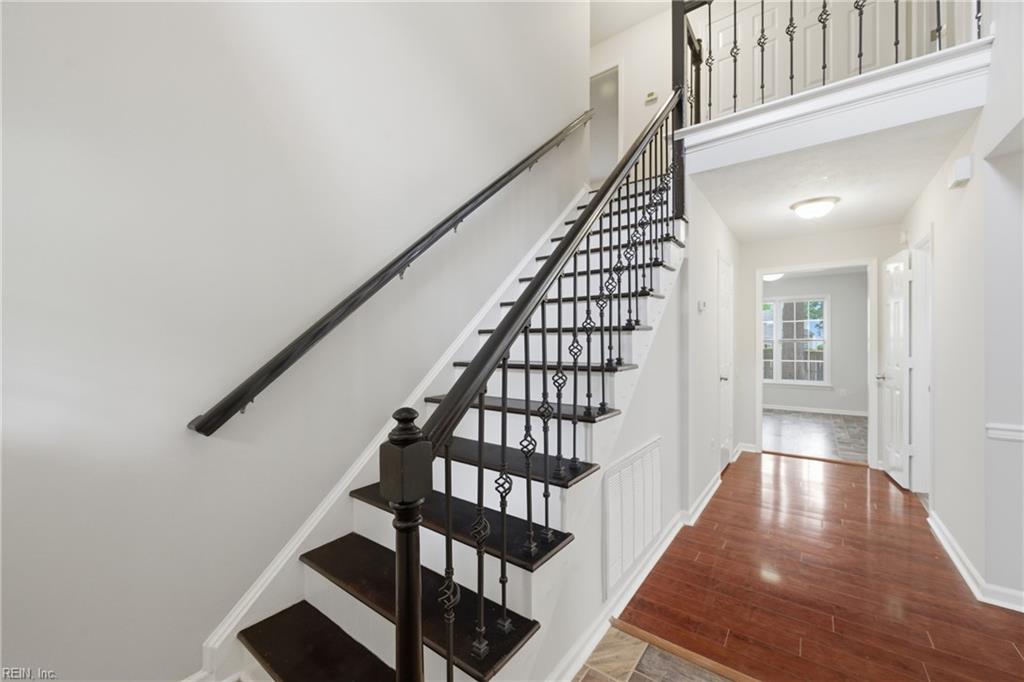 821 Lancaster Lane Newport News VA 23602