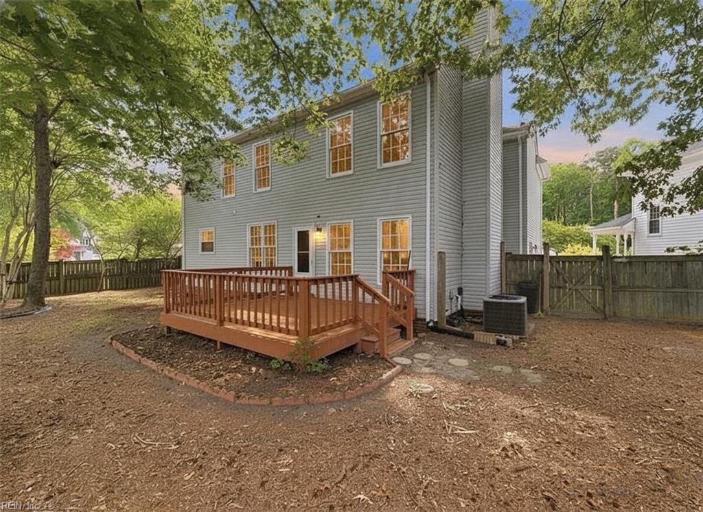 821 Lancaster Lane Newport News VA 23602