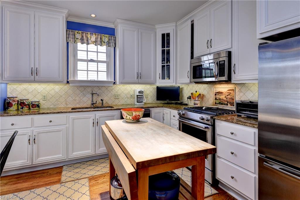 102 Alwoodley Williamsburg VA 23188