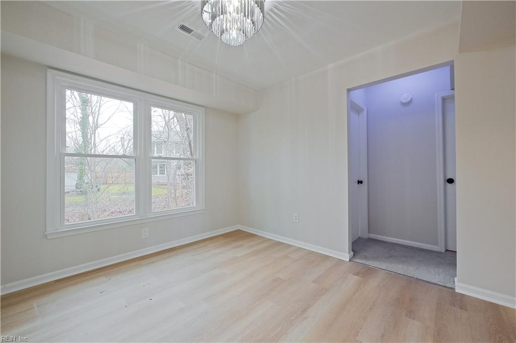 171 King Richard Place Newport News VA 23602