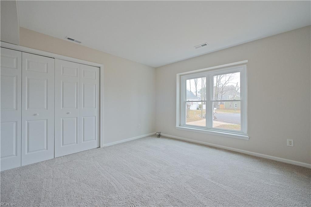 171 King Richard Place Newport News VA 23602