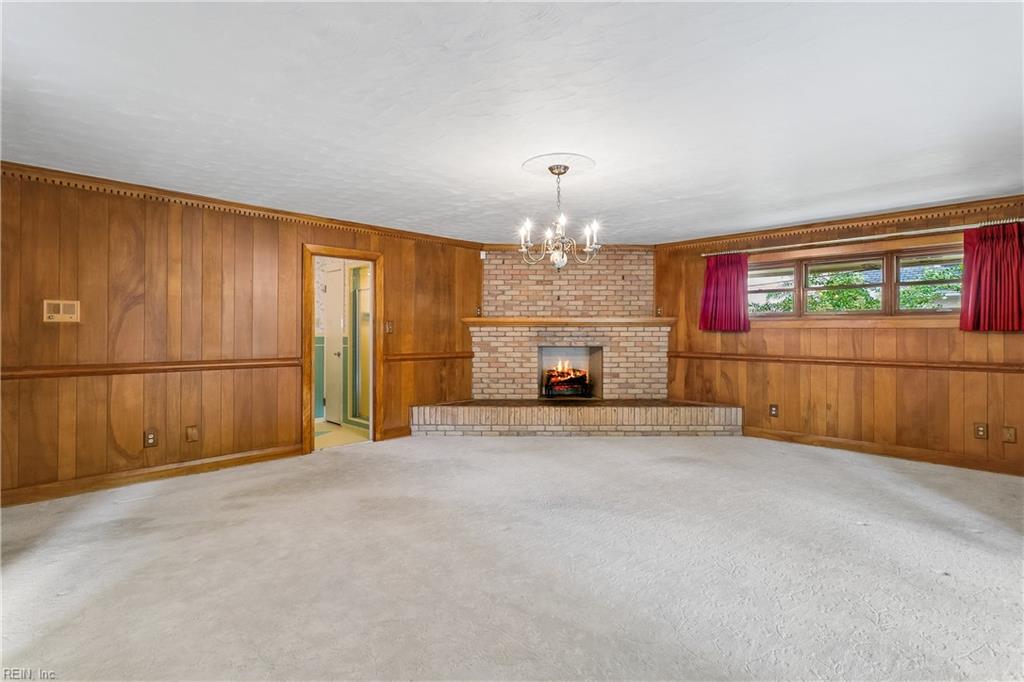 25 Garland Drive Newport News VA 23606