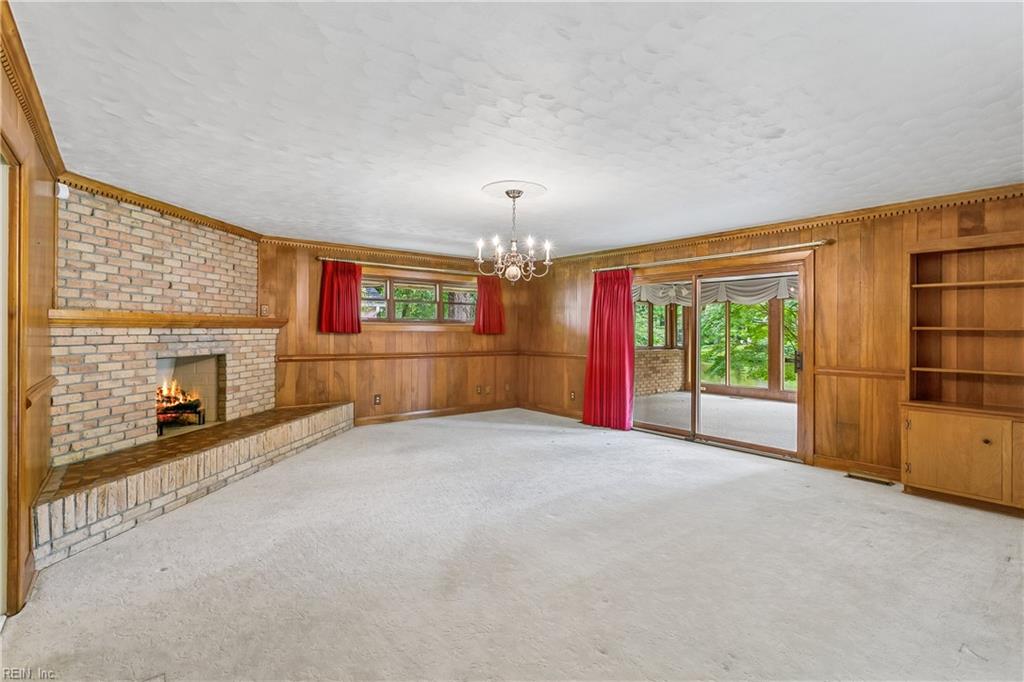 25 Garland Drive Newport News VA 23606