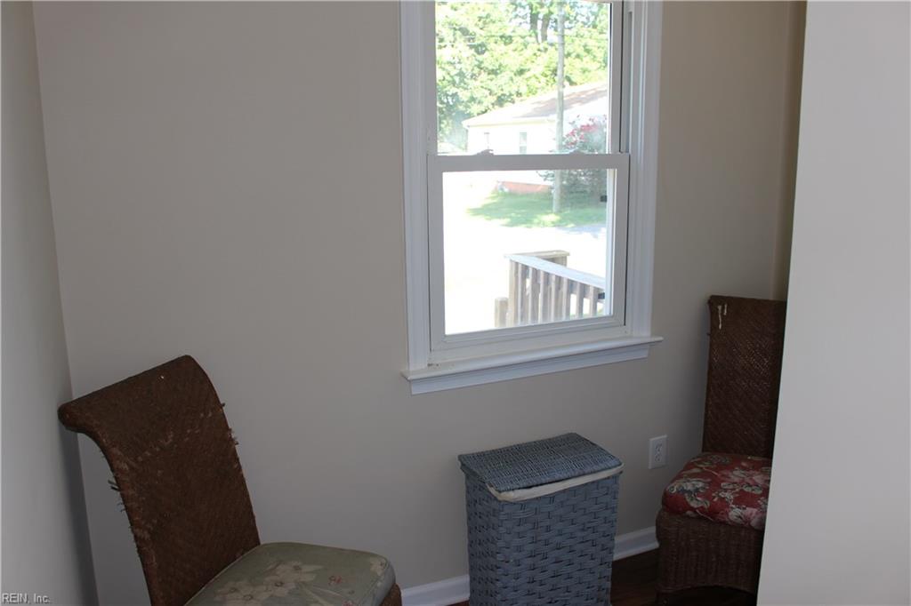 5912 Old Avenue Newport News VA 23605