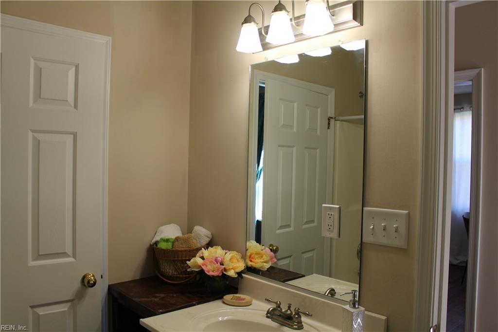 5912 Old Avenue Newport News VA 23605