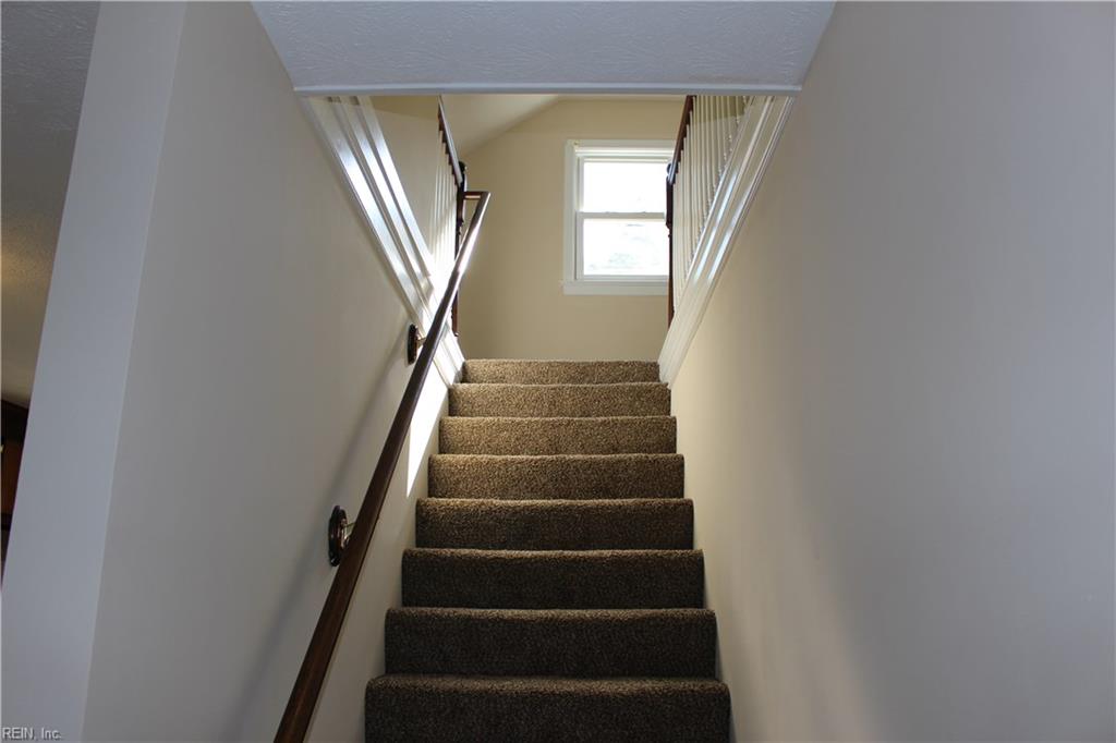 5912 Old Avenue Newport News VA 23605