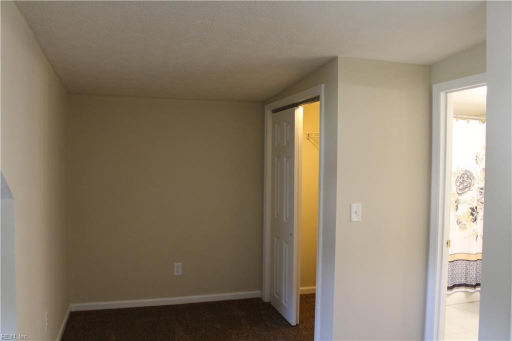 5912 Old Avenue Newport News VA 23605