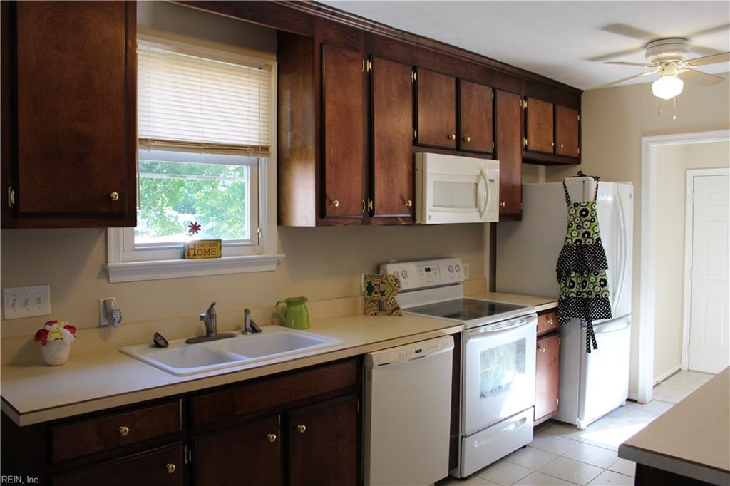 5912 Old Avenue Newport News VA 23605