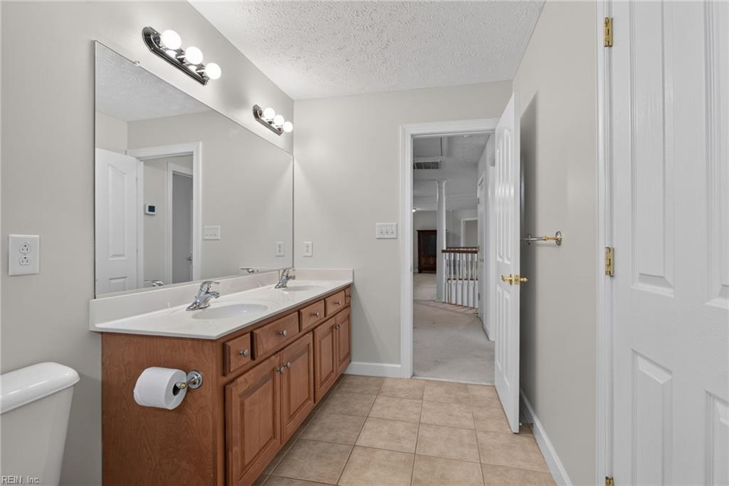 426 Richter Lane Yorktown VA 23693