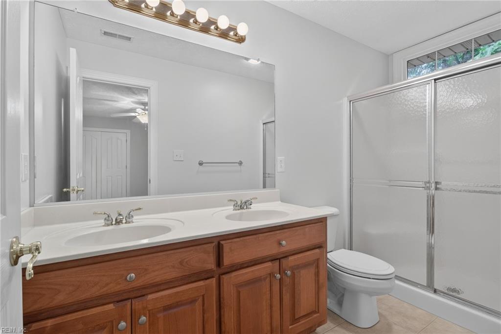 426 Richter Lane Yorktown VA 23693