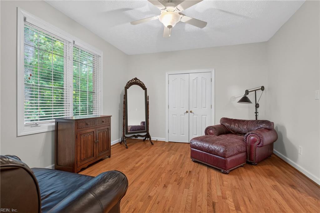 426 Richter Lane Yorktown VA 23693