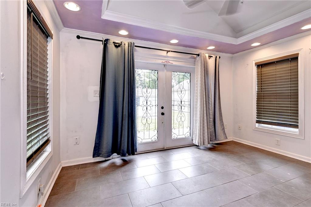 223 Shadywood Drive Newport News VA 23602