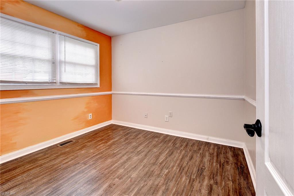 223 Shadywood Drive Newport News VA 23602