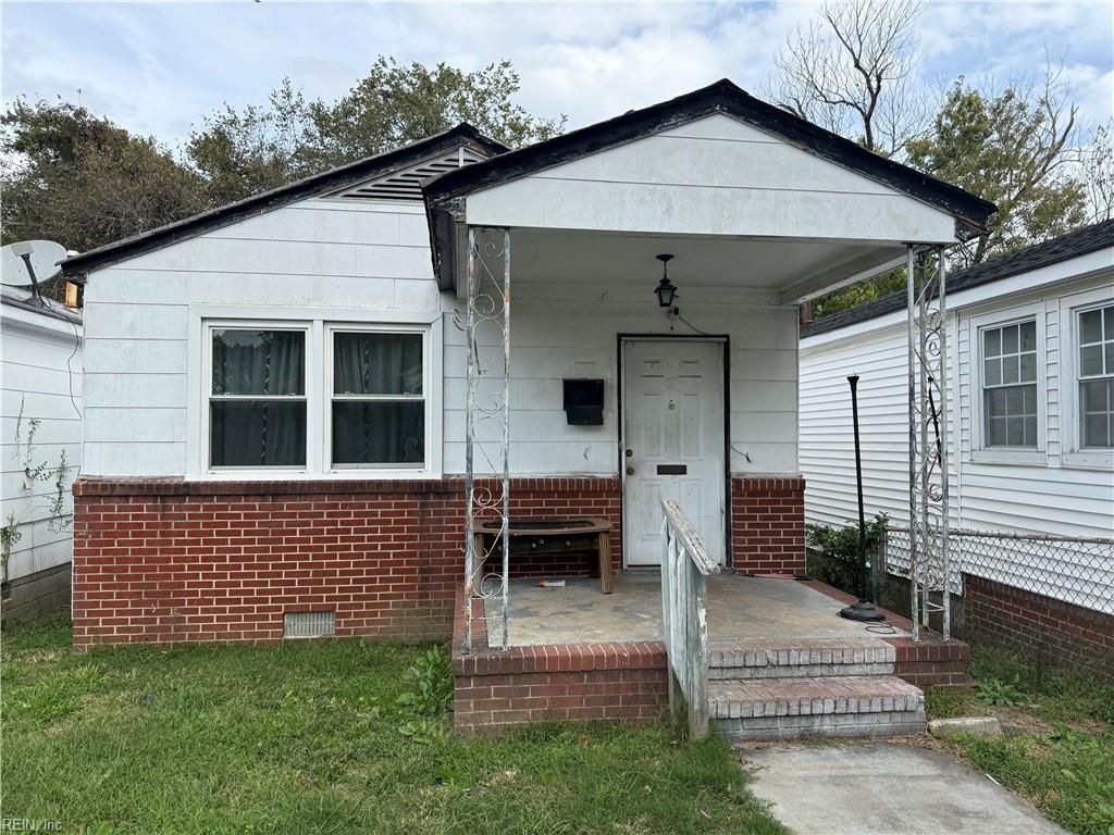 126 Ash Avenue Newport News VA 23607