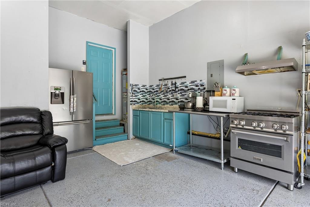 219 Dogwood Road Yorktown VA 23690