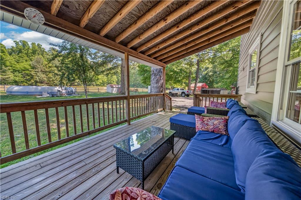 9652 Laurelwood Lane Gloucester VA 23061