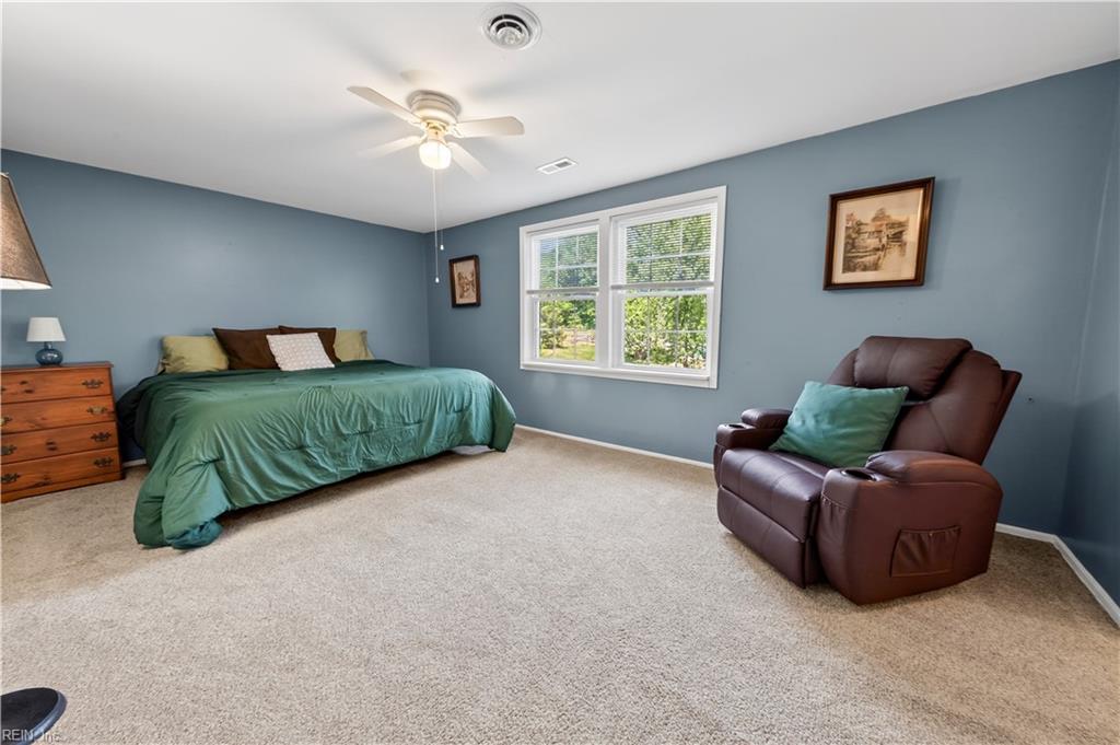 9652 Laurelwood Lane Gloucester VA 23061