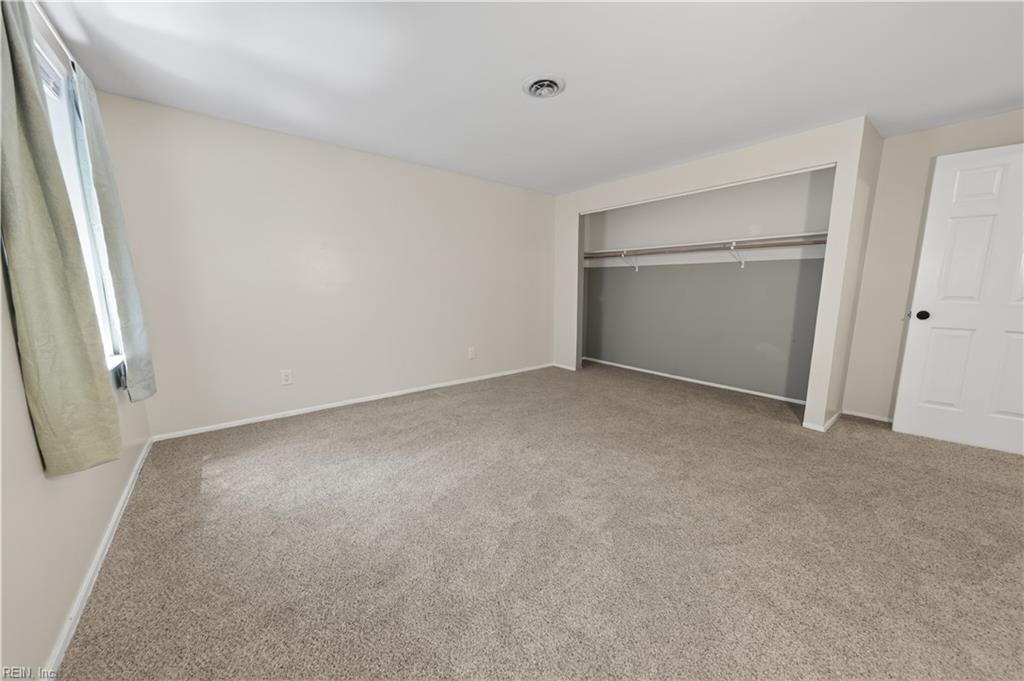9652 Laurelwood Lane Gloucester VA 23061