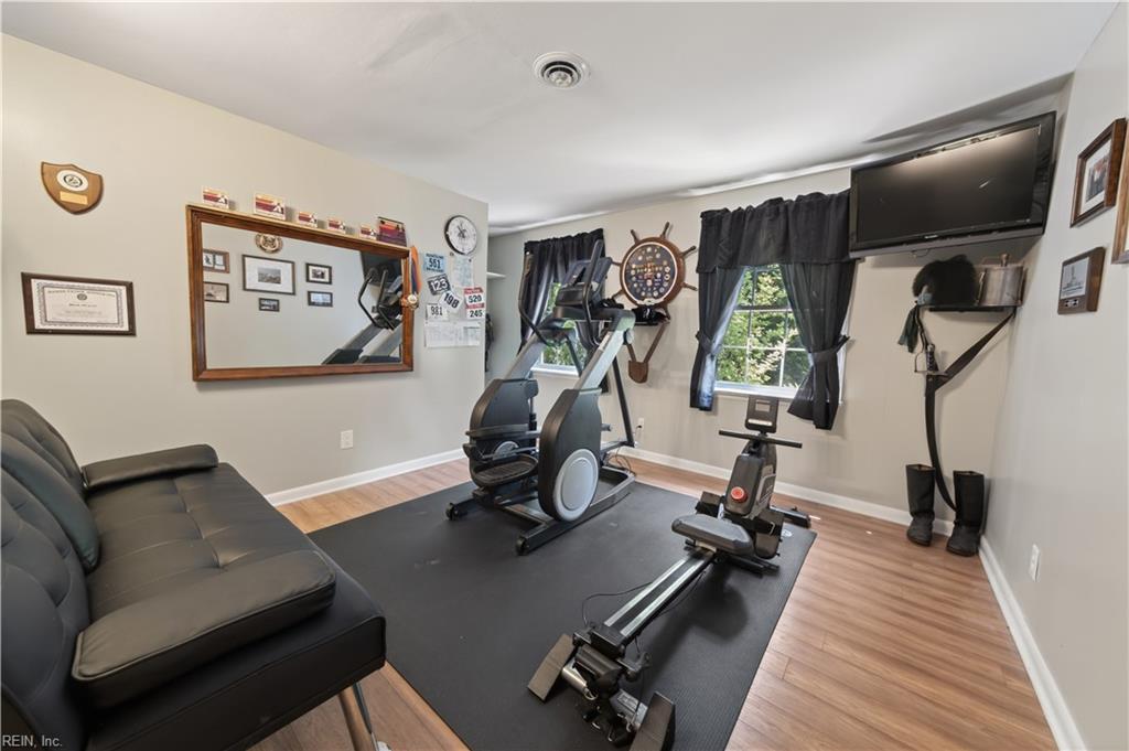 9652 Laurelwood Lane Gloucester VA 23061