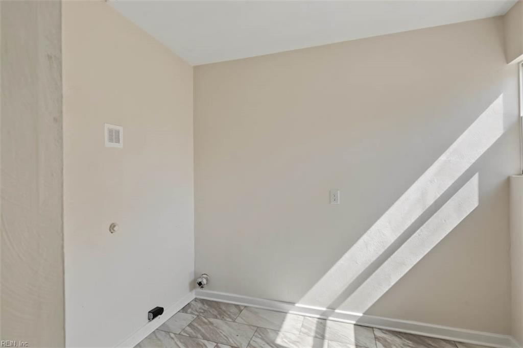 637 74th Street Newport News VA 23605