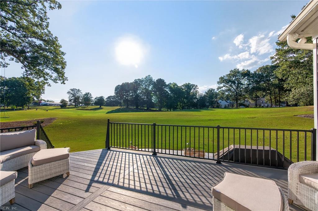 105 N Knob Hill Williamsburg VA 23188
